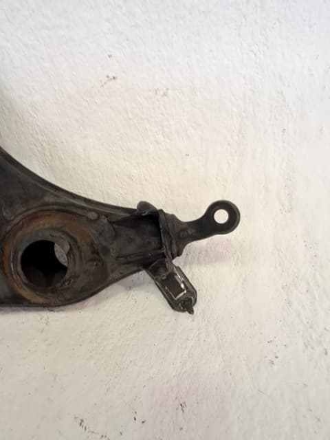 Brazo suspension inferior delantero izquierdo MERCEDES-BENZ CLASE CLK (W208) COUPE 3