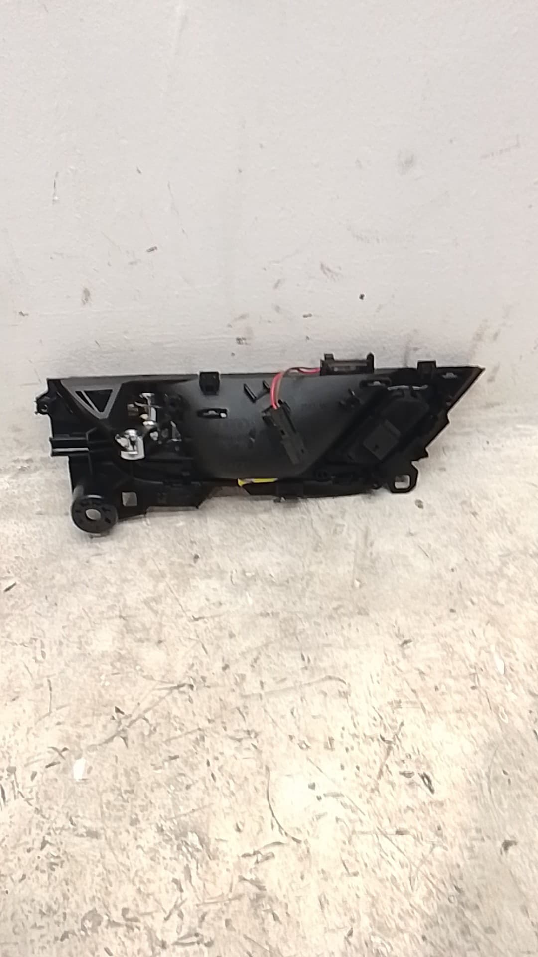 Maneta interior delantera derecha AUDI A6 ALLROAD QUATTRO (4AH) 2