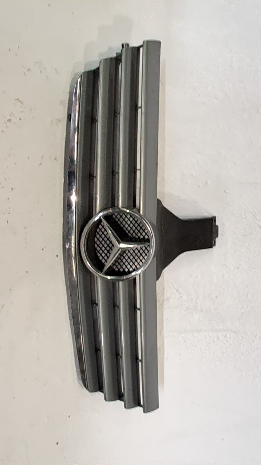 Rejilla delantera MERCEDES-BENZ CLASE C (W203)