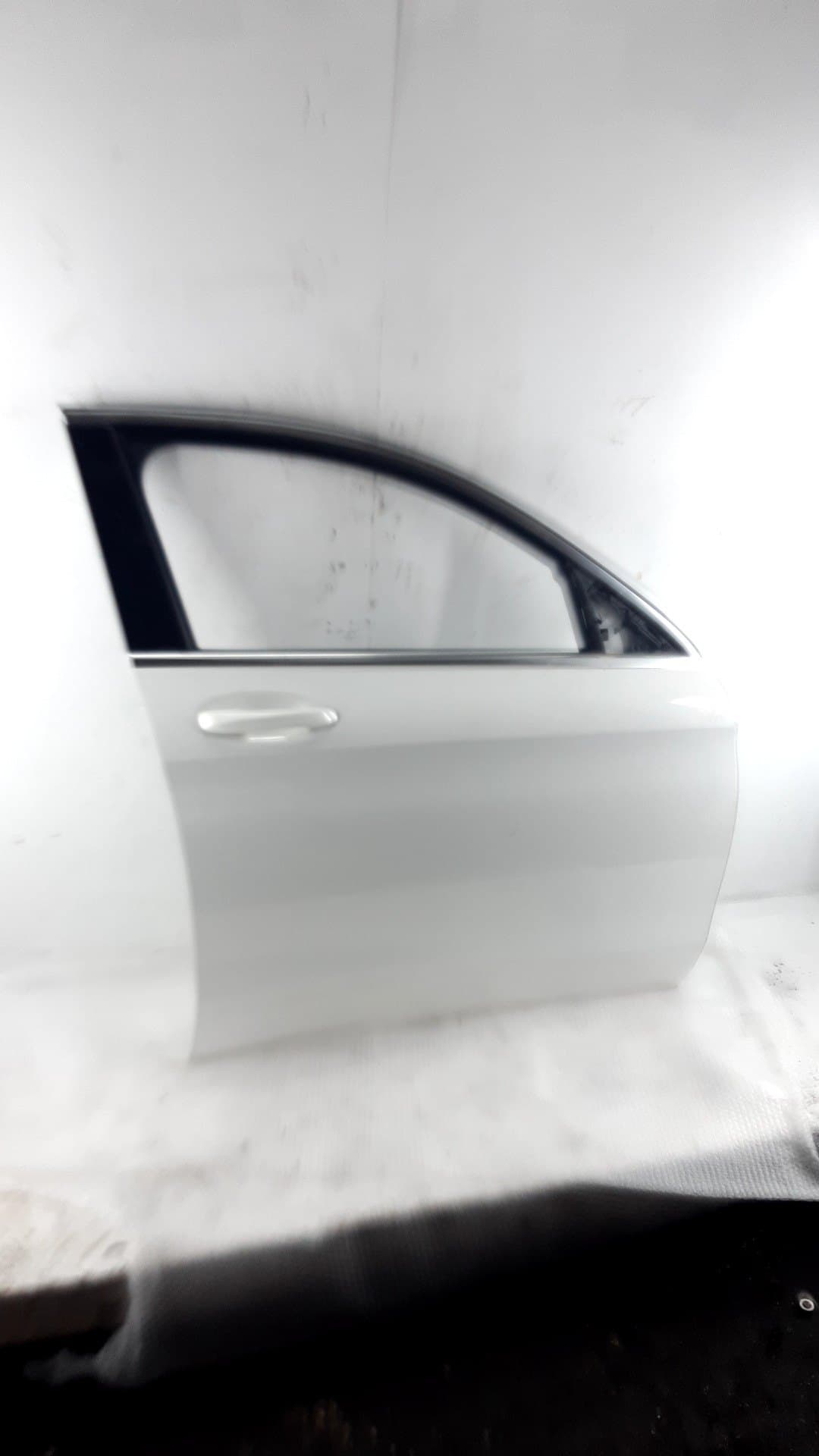 Puerta delantera derecha MERCEDES-BENZ CLASE GLC (W253)