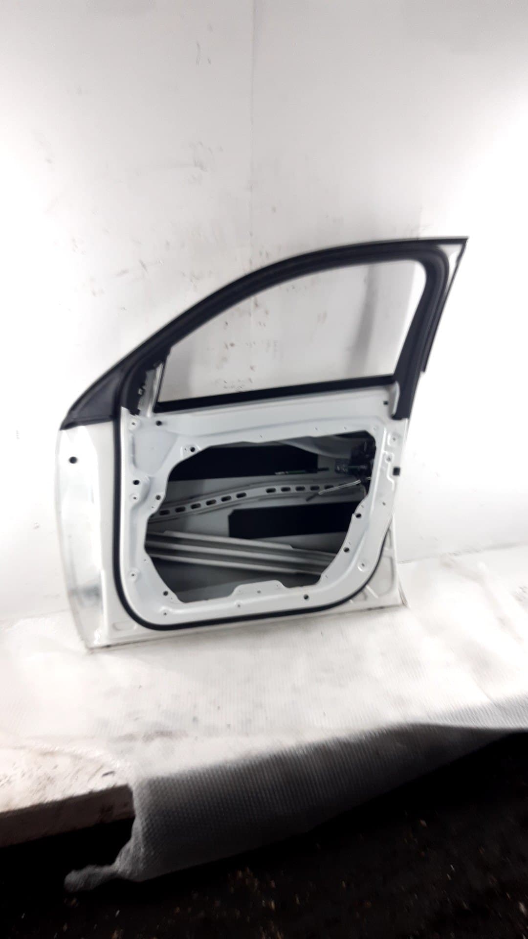 Puerta delantera derecha MERCEDES-BENZ CLASE GLC (W253) 2