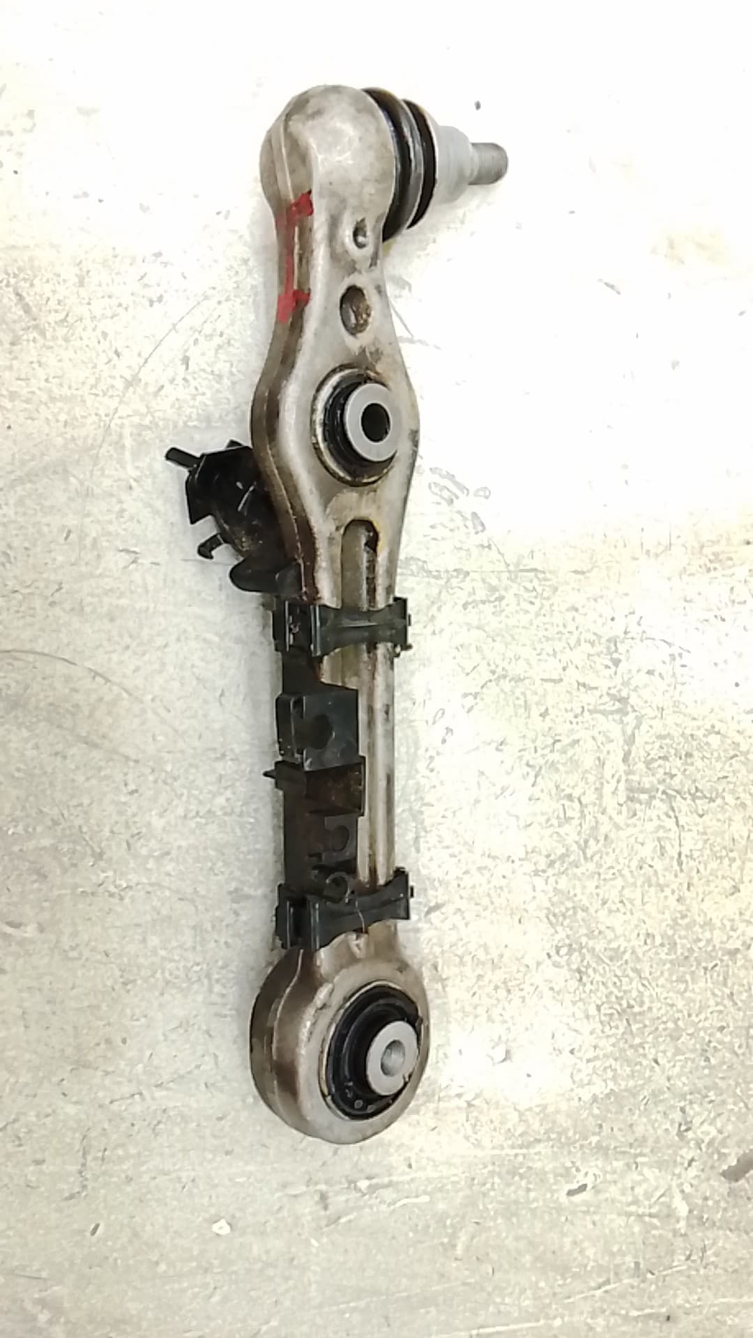 Brazo suspension inferior delantero izquierdo MERCEDES-BENZ CLASE GLC (W253) 2
