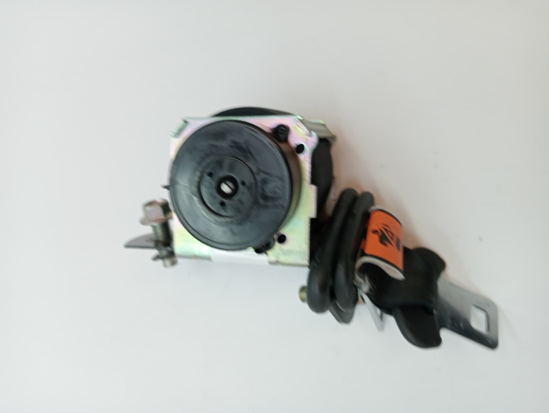Cinturon seguridad trasero central MAZDA 3 (BK) 2