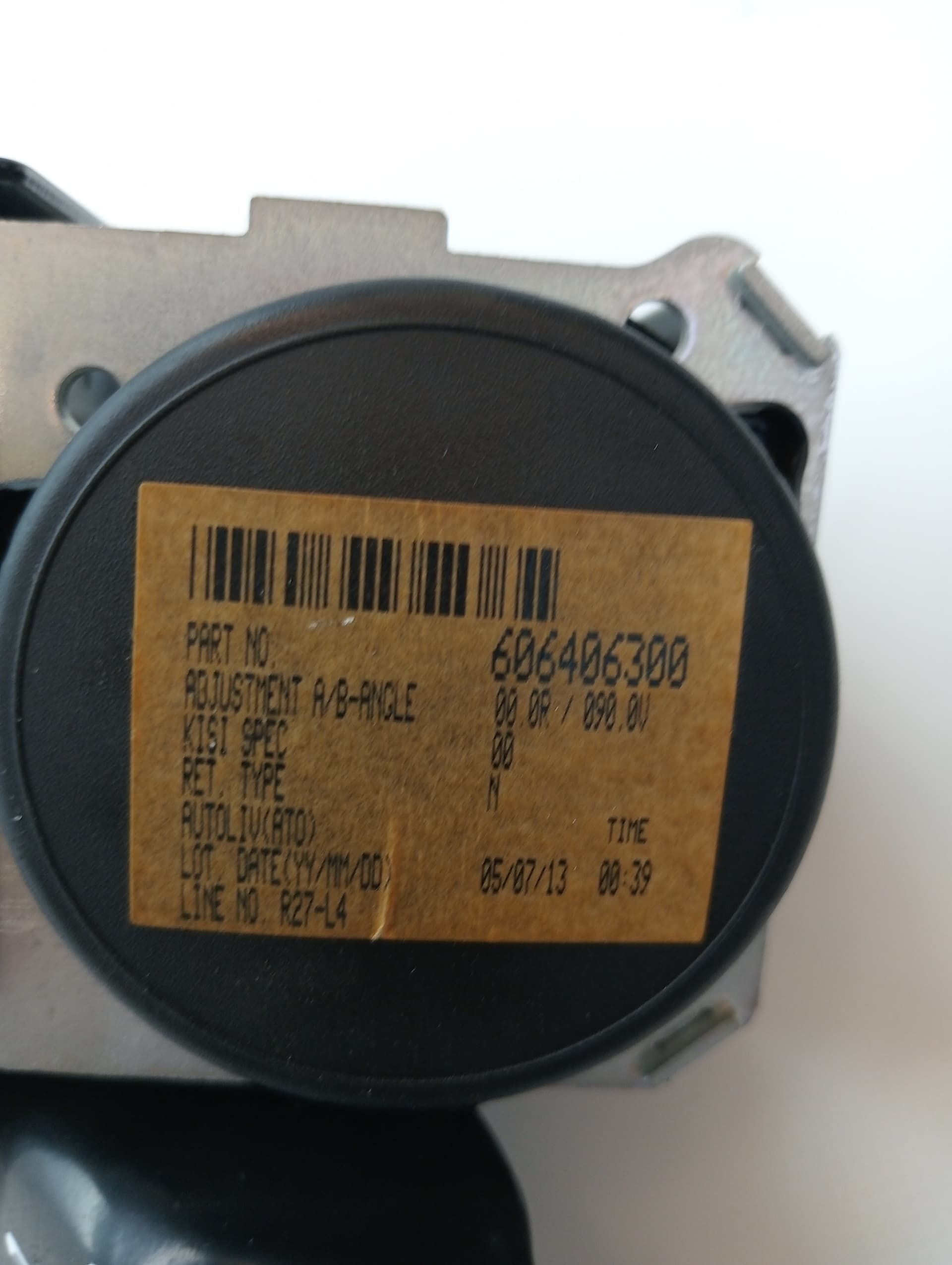 Cinturon seguridad trasero derecho MAZDA 3 (BK) 2