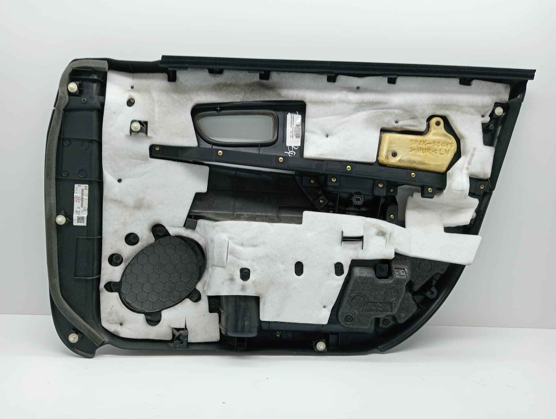 Recambio MAZDA 3 (BK) ref. BR2D6845YA02 2