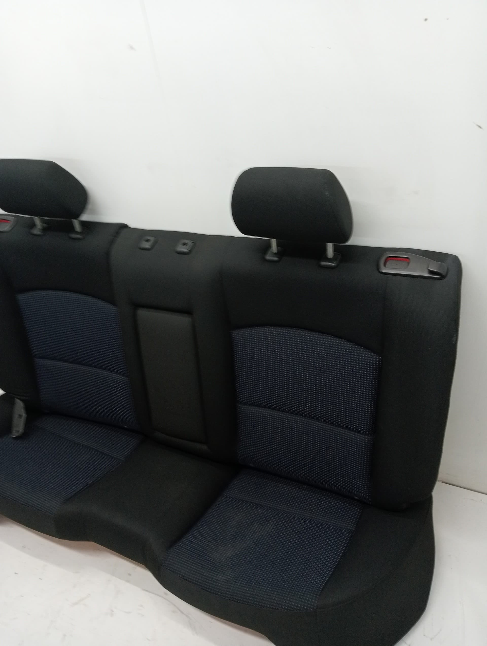 Cerradura asientos traseros MAZDA 3 (BK) 2