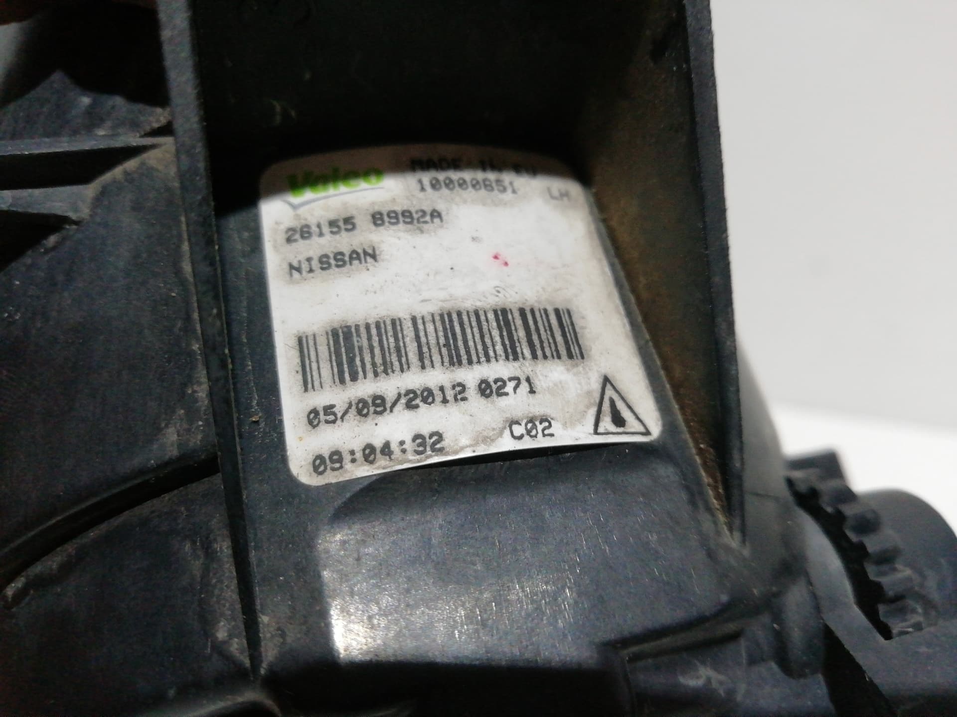 Faro antiniebla izquierdo NISSAN QASHQAI (J10) 3