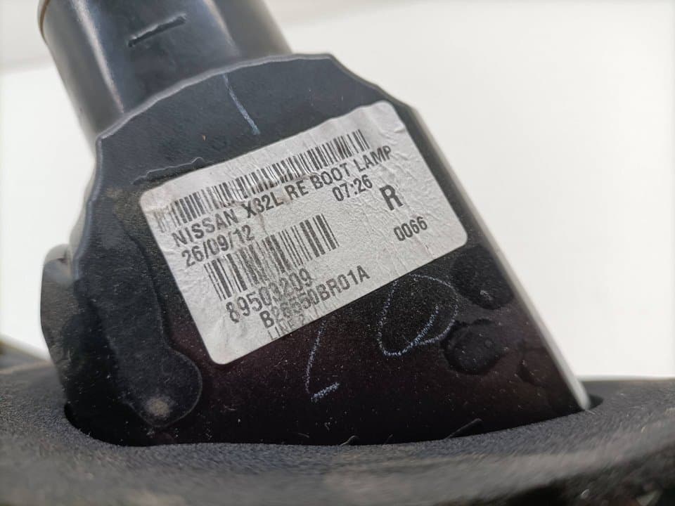 Piloto trasero derecho interior NISSAN QASHQAI (J10) 3