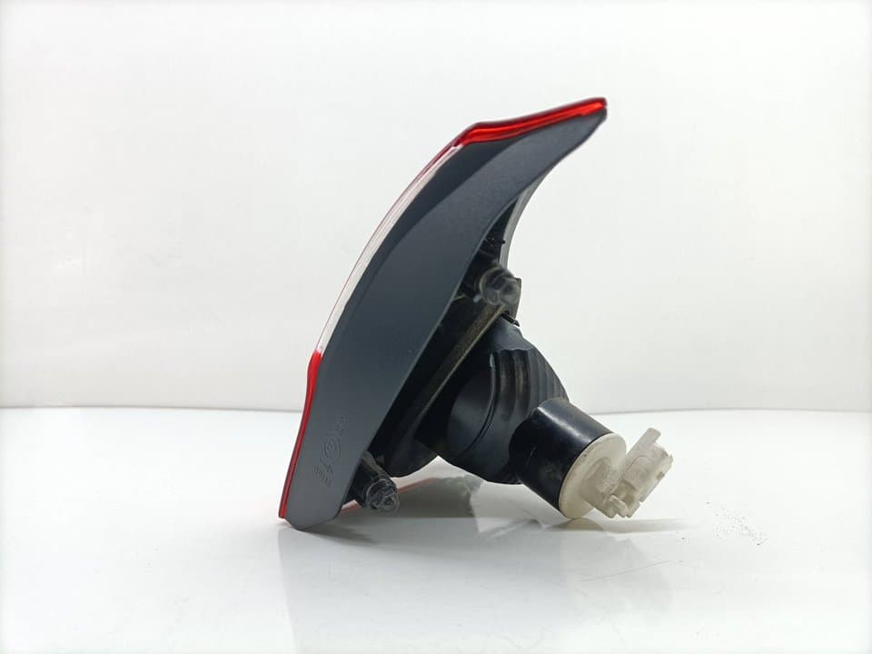 Piloto trasero derecho interior NISSAN QASHQAI (J10) 2