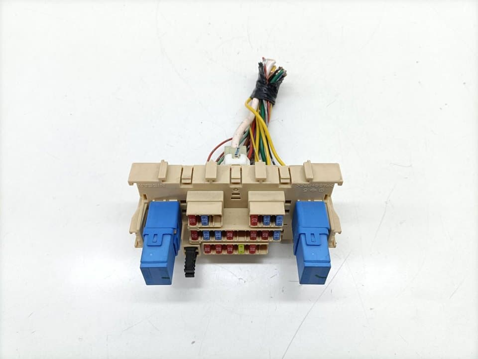 Caja reles / fusibles NISSAN QASHQAI (J10) 3