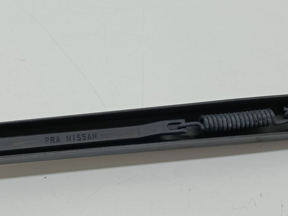 Brazo limpia delantero izquierdo NISSAN QASHQAI (J10) 2