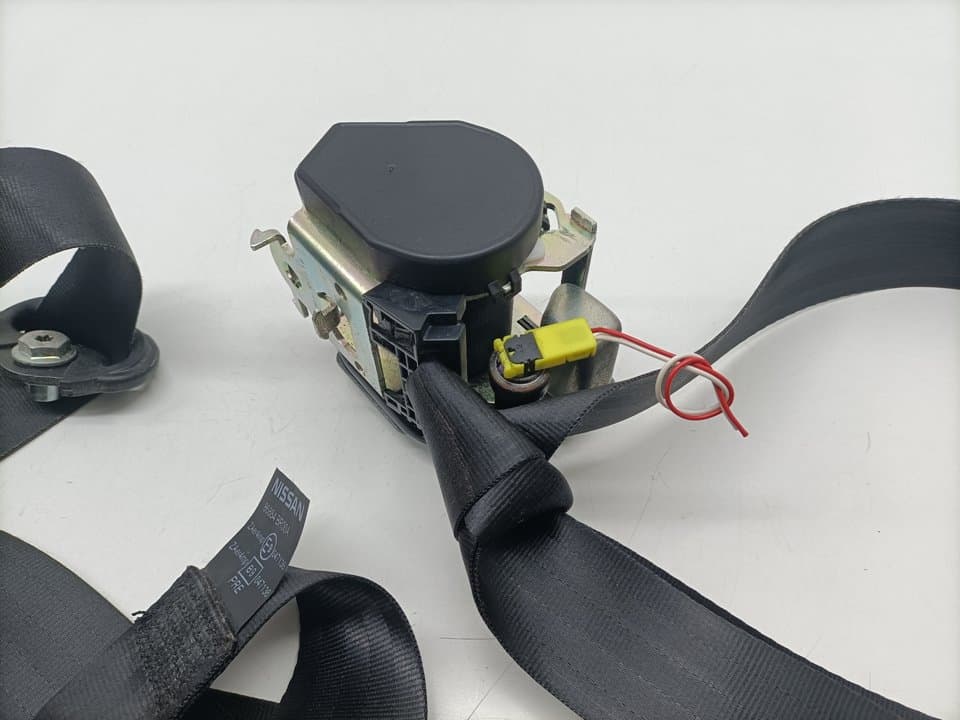 Cinturon seguridad delantero derecho NISSAN QASHQAI (J10) 2