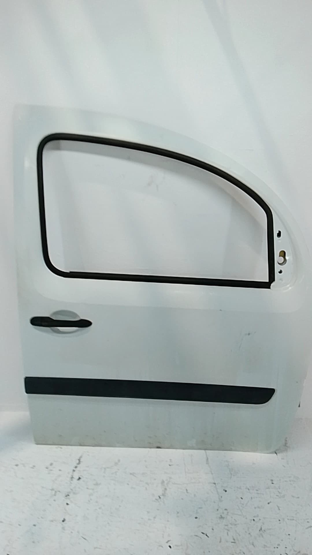 Puerta delantera derecha RENAULT KANGOO