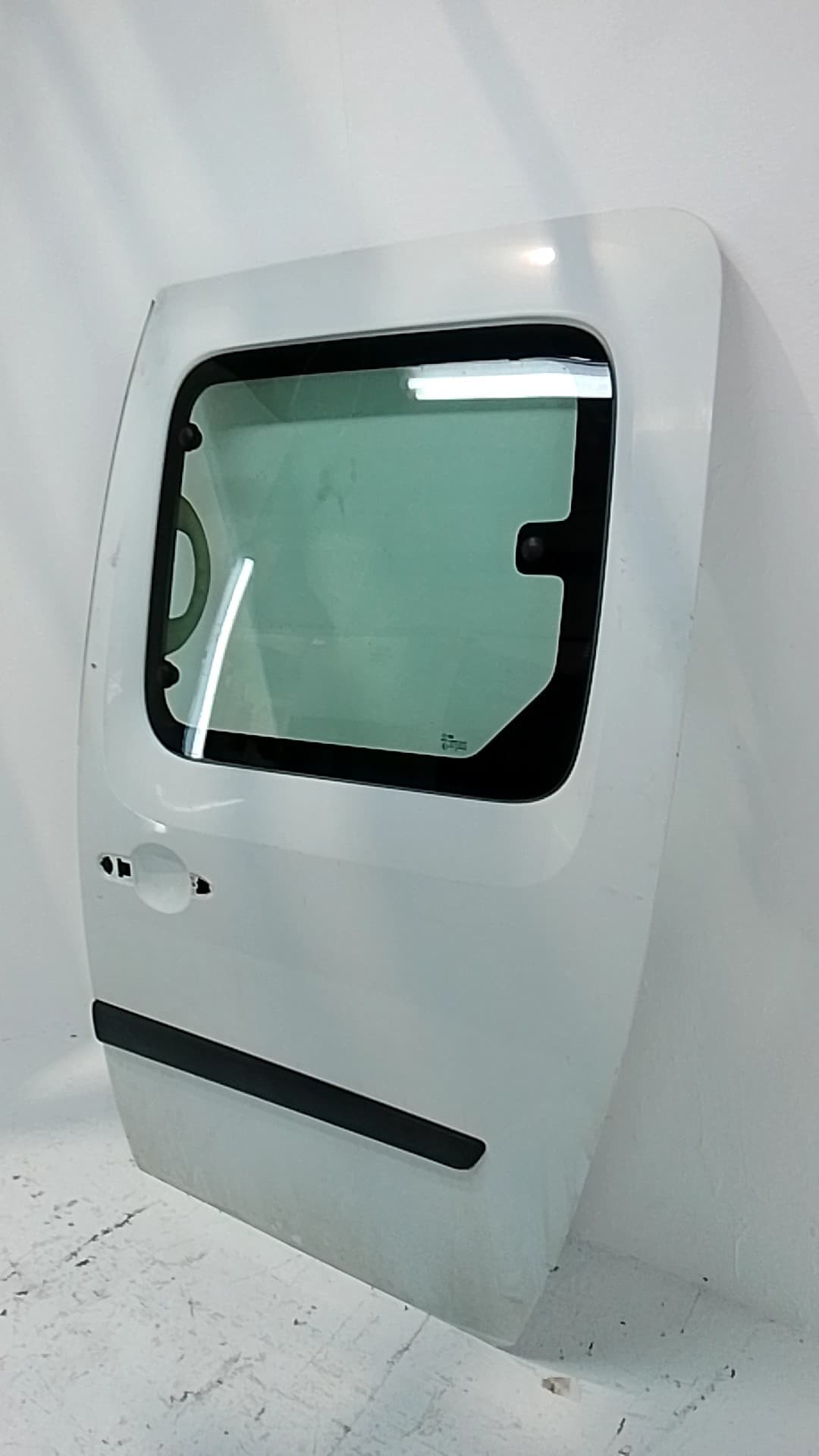 Puerta trasera izquierda RENAULT KANGOO 5