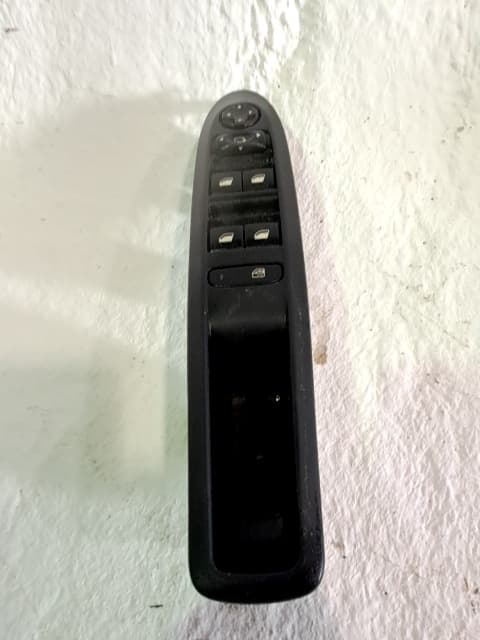 Mando elevalunas delantero izquierdo CITROEN C4 II (NC_) 3