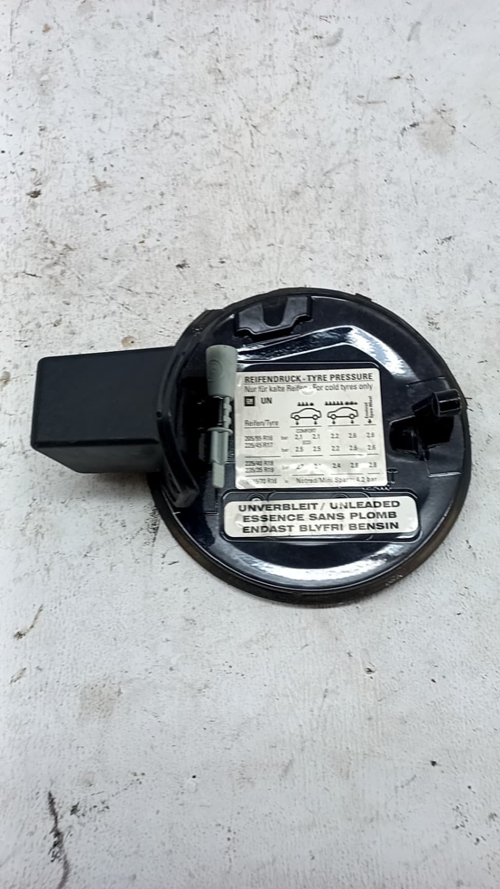 Tapa exterior combustible OPEL ASTRA H TWINTOP (A04) 2