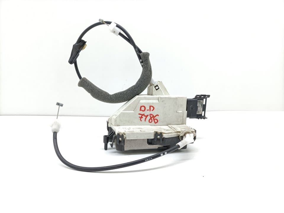 Cerradura puerta delantera derecha PEUGEOT 3008 5