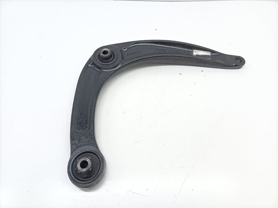 Brazo suspension inferior delantero derecho PEUGEOT 3008