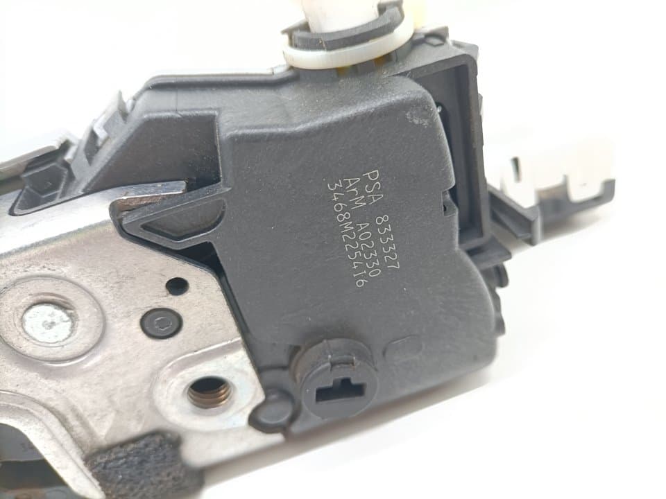 Cerradura puerta trasera derecha PEUGEOT 3008 5