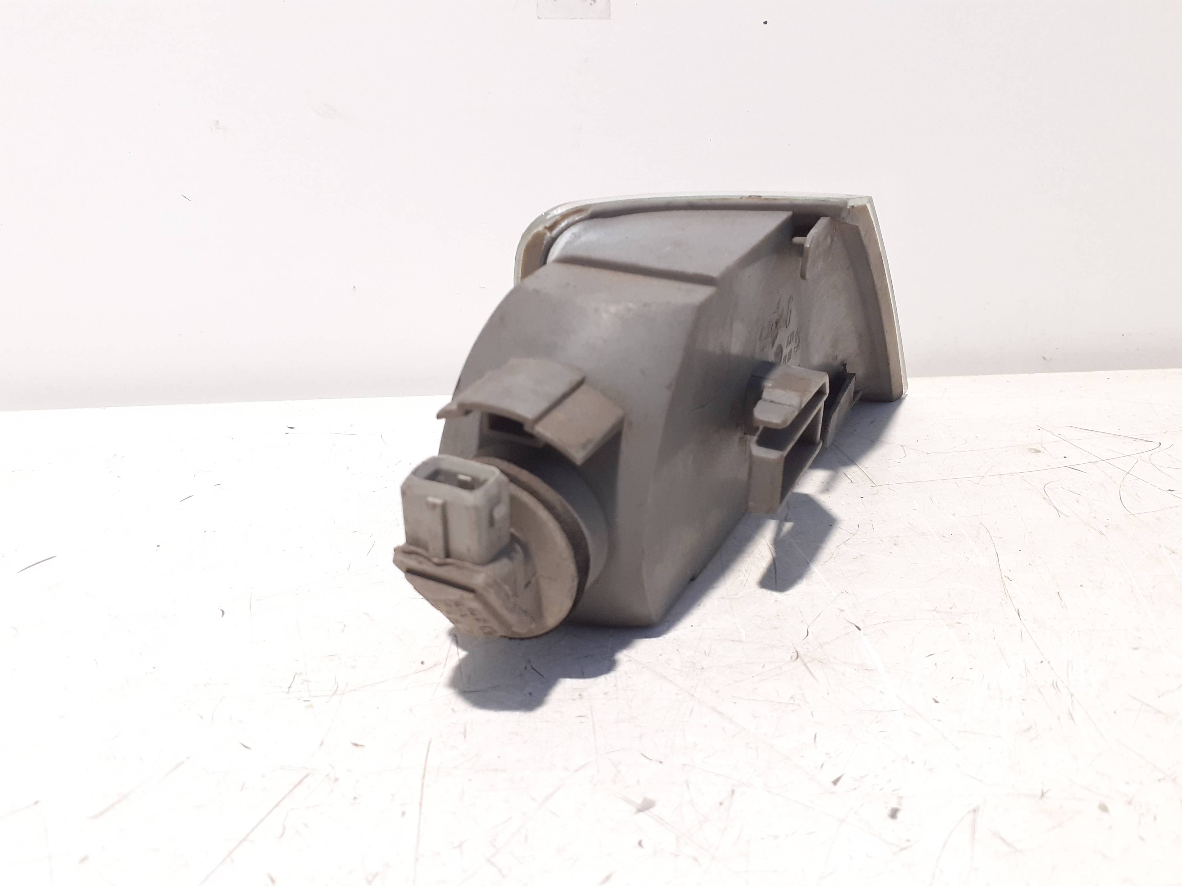 Recambio CITROEN XANTIA BERLINA ref. 95667956 2