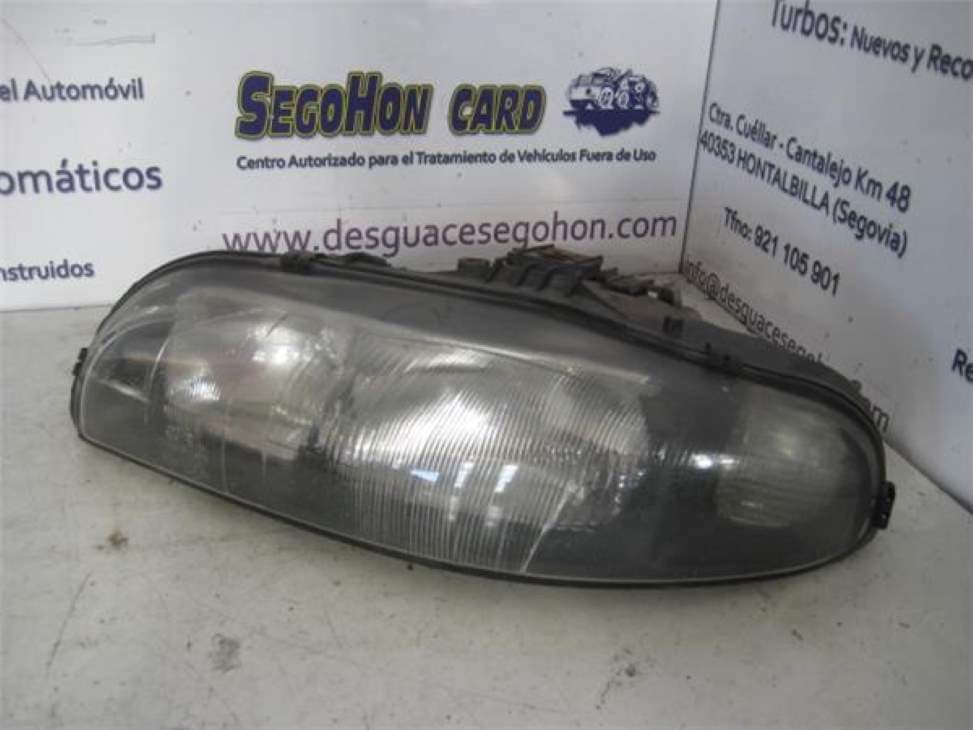 Faro izquierdo FIAT BRAVA (182)