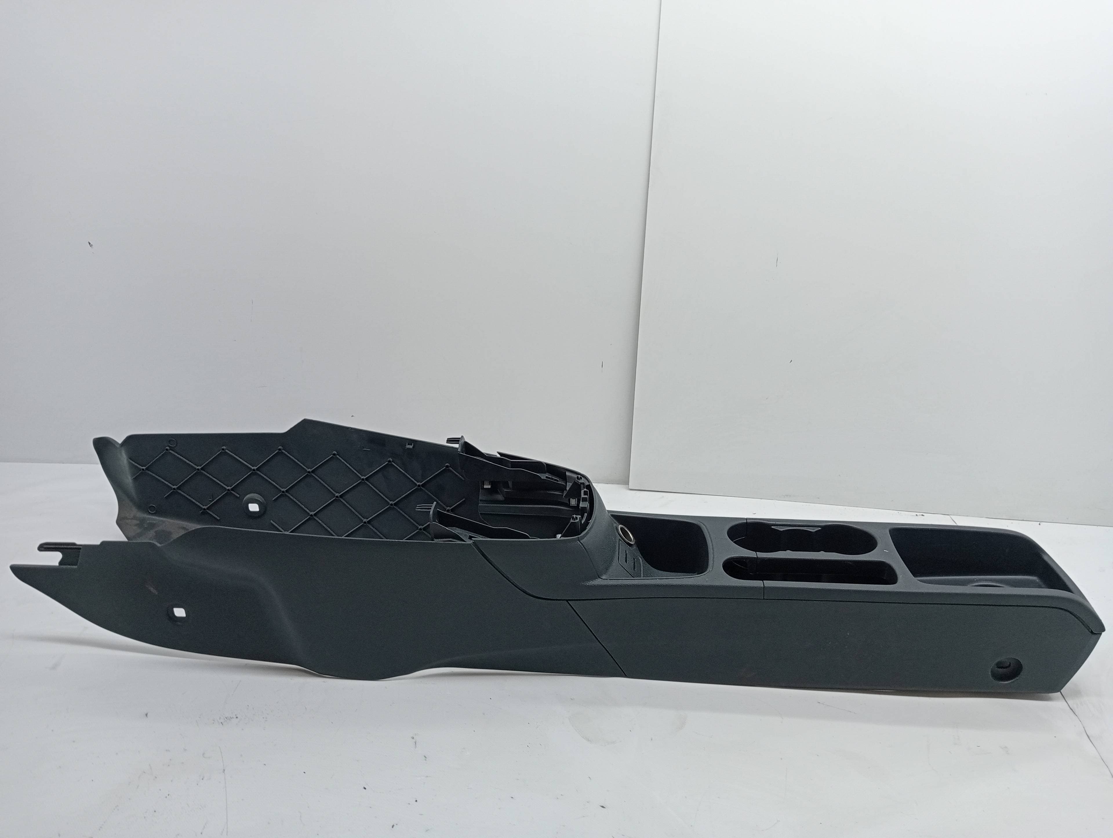 Consola central FORD FIESTA BERLINA 3