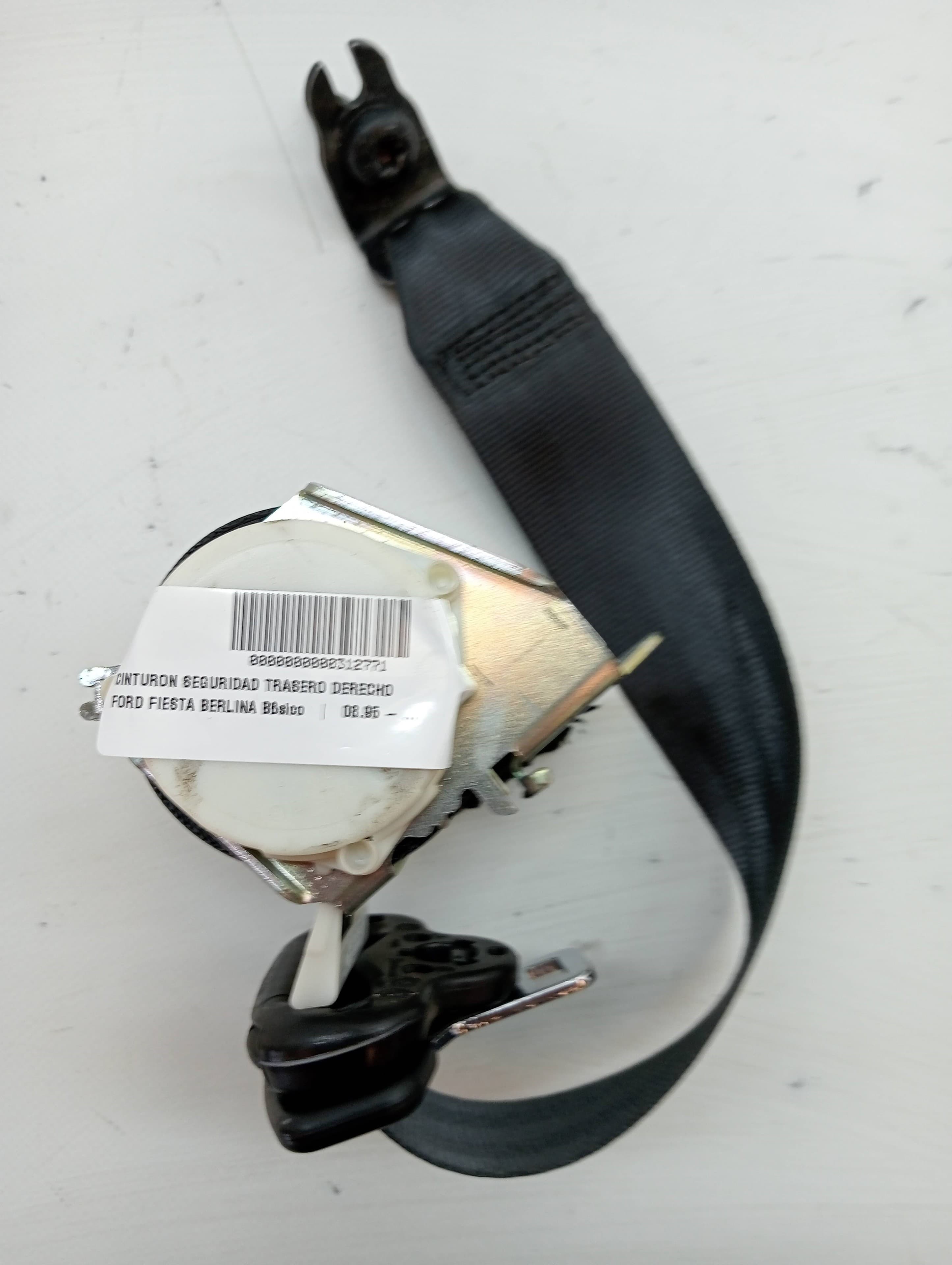 Cinturon seguridad trasero derecho FORD FIESTA BERLINA