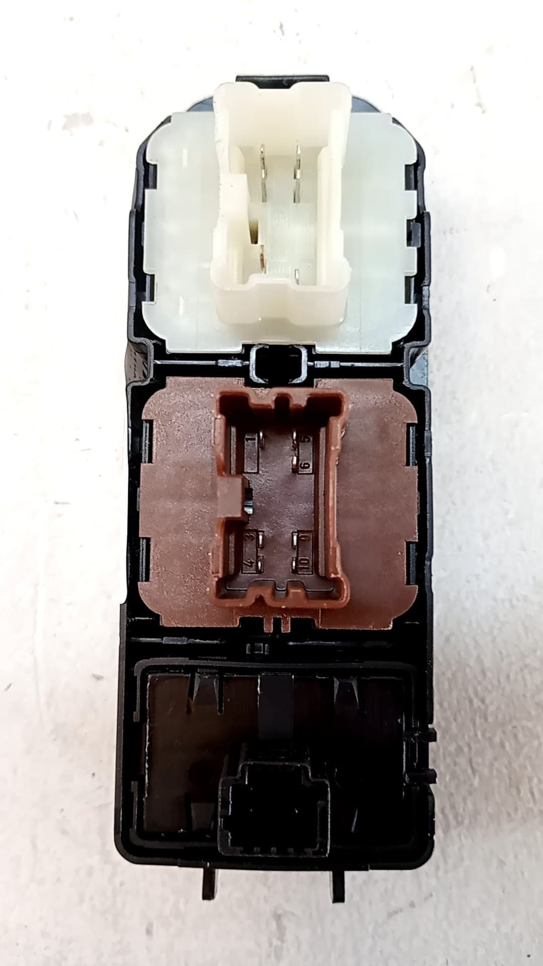 Mando elevalunas delantero izquierdo DACIA DUSTER 4