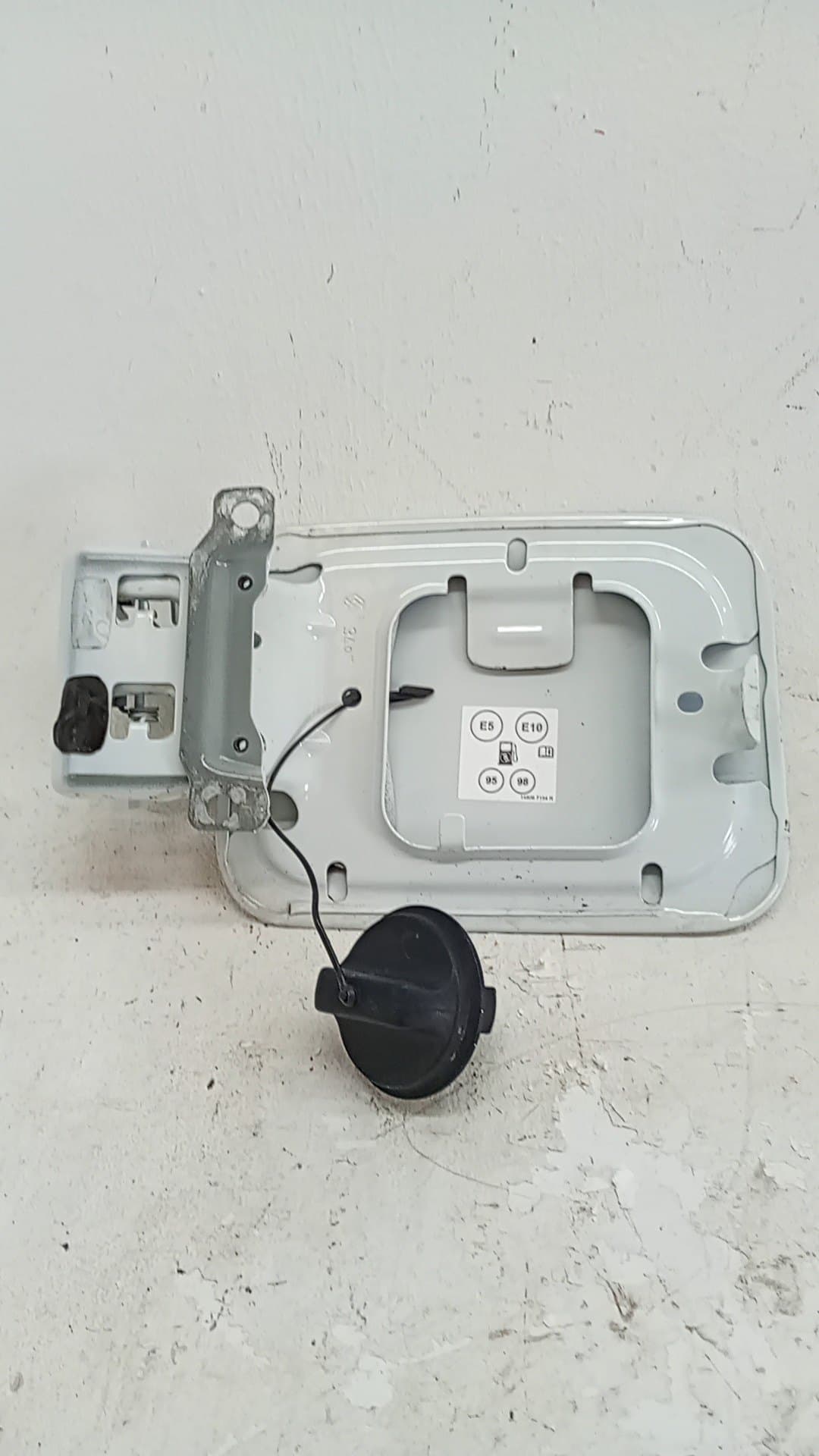 Tapa exterior combustible DACIA DUSTER 2