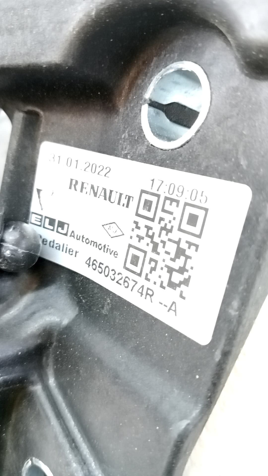 Pedal embrague DACIA DUSTER 3