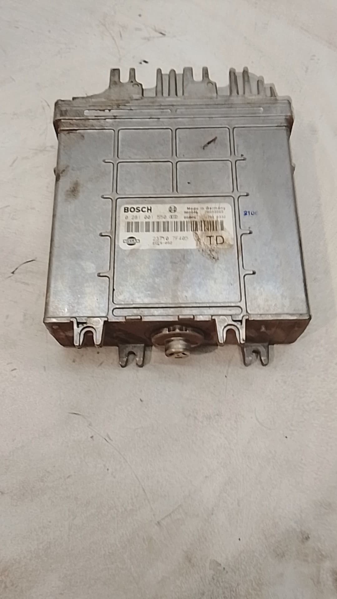 Centralita motor uce NISSAN TERRANO (WD21)