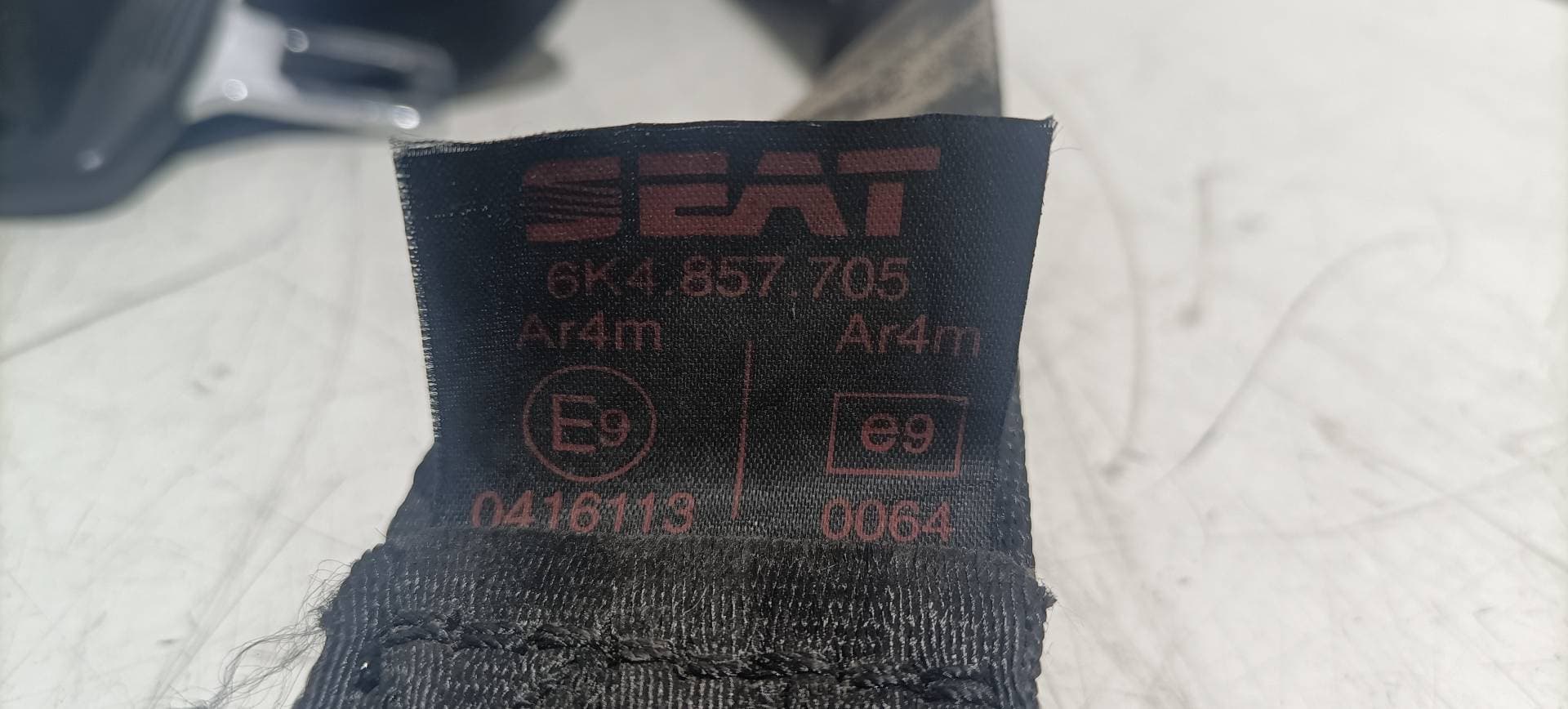 Cinturon seguridad delantero izquierdo SEAT CORDOBA BERLINA (6K2) 2