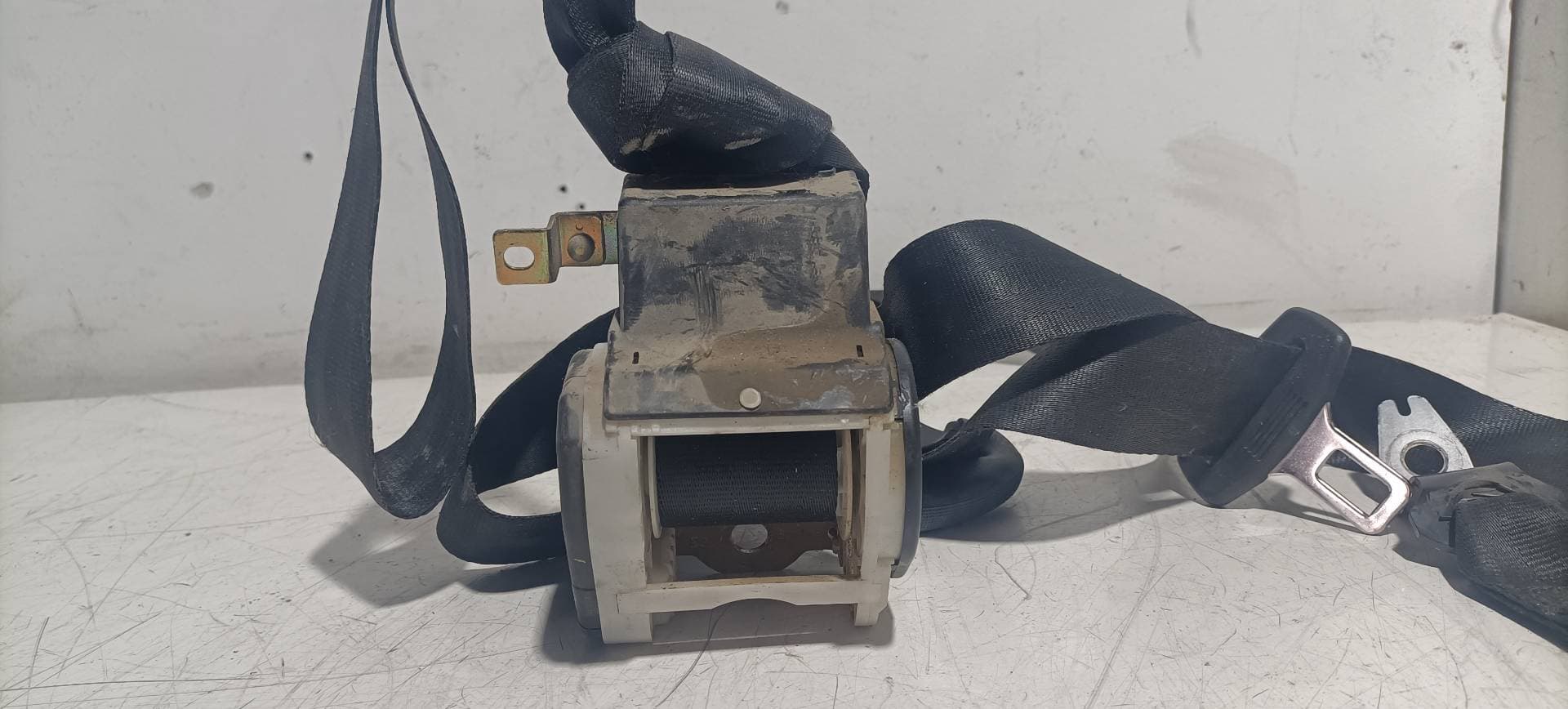 Cinturon seguridad delantero derecho SEAT CORDOBA BERLINA (6K2) 3