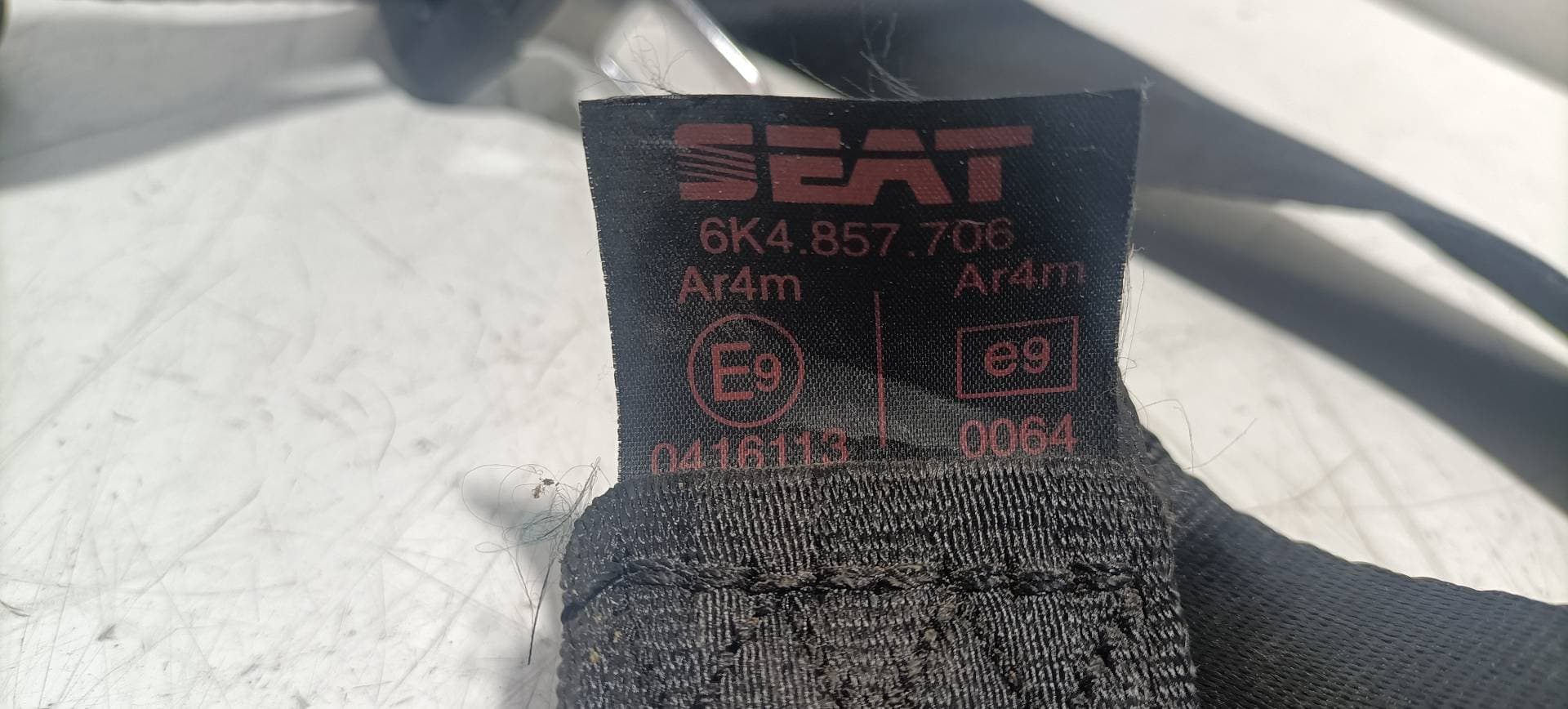 Cinturon seguridad delantero derecho SEAT CORDOBA BERLINA (6K2) 2