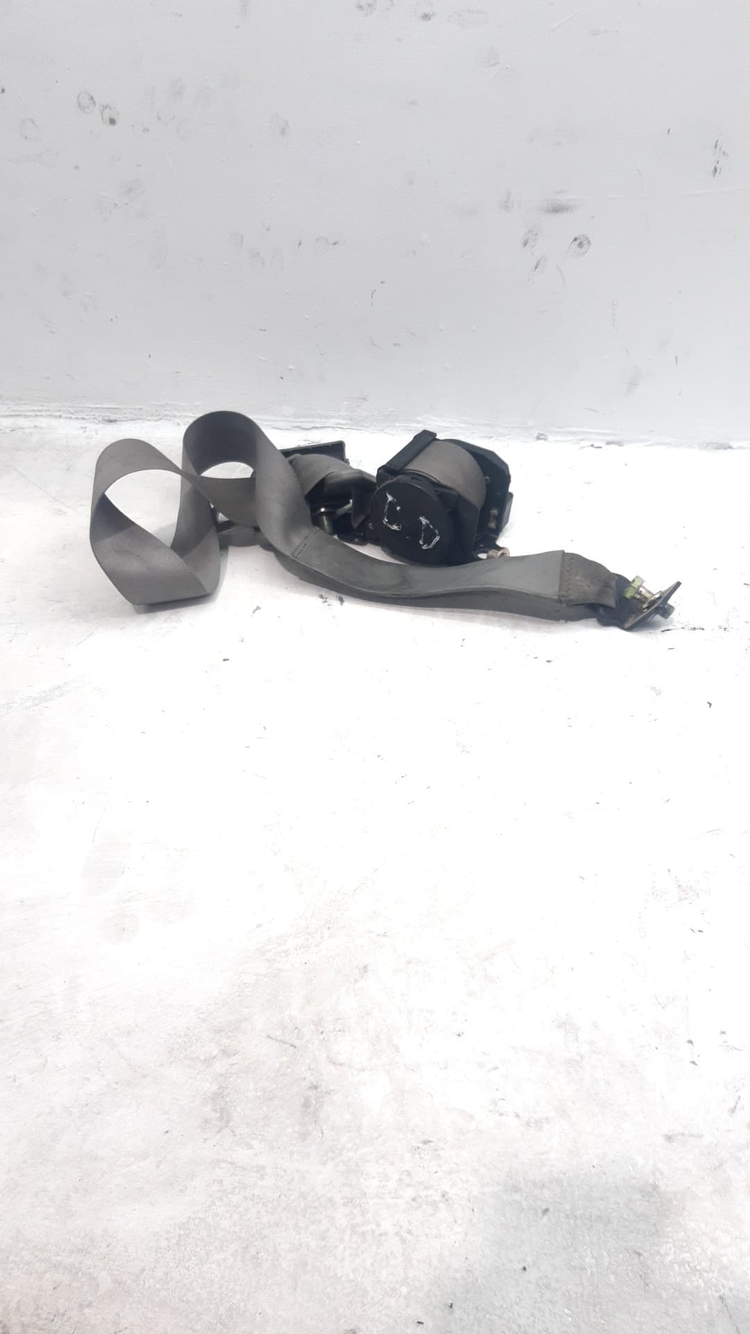 Cinturon seguridad delantero derecho MITSUBISHI L200 (K3_T, K2_T, K1_T, K0_T)