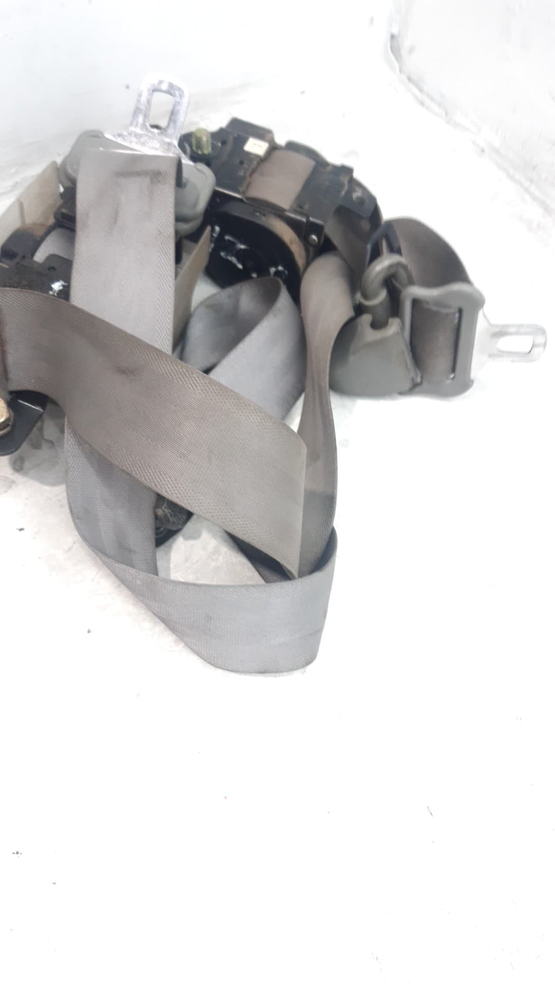 Cinturon seguridad trasero izquierdo MITSUBISHI L200 (K3_T, K2_T, K1_T, K0_T) 2