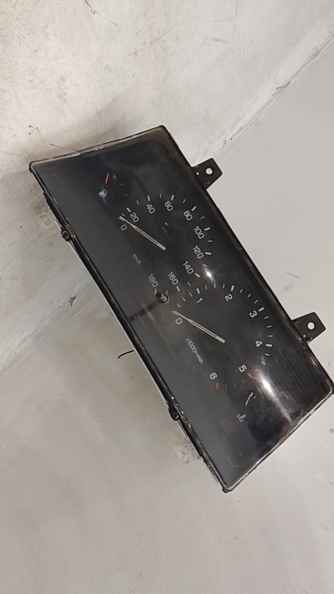 Cuadro instrumentos MITSUBISHI L200 (K3_T, K2_T, K1_T, K0_T)