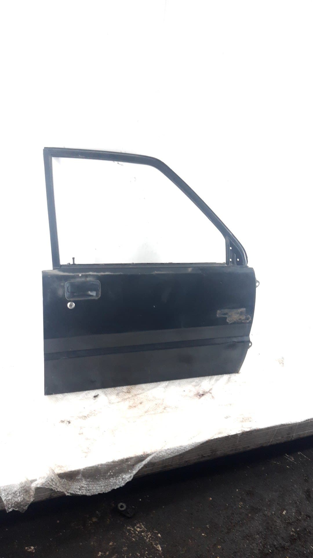 Puerta delantera derecha MITSUBISHI L200 (K3_T, K2_T, K1_T, K0_T)