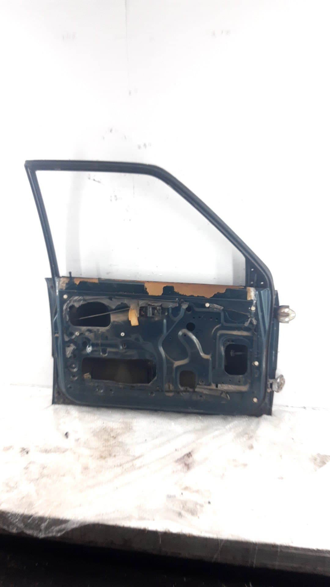 Puerta delantera izquierda MITSUBISHI L200 (K3_T, K2_T, K1_T, K0_T) 2