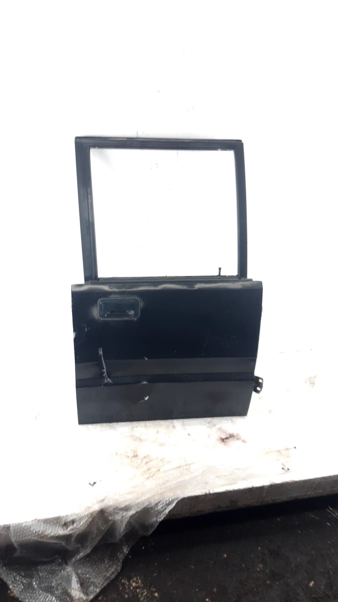 Puerta trasera derecha MITSUBISHI L200 (K3_T, K2_T, K1_T, K0_T)