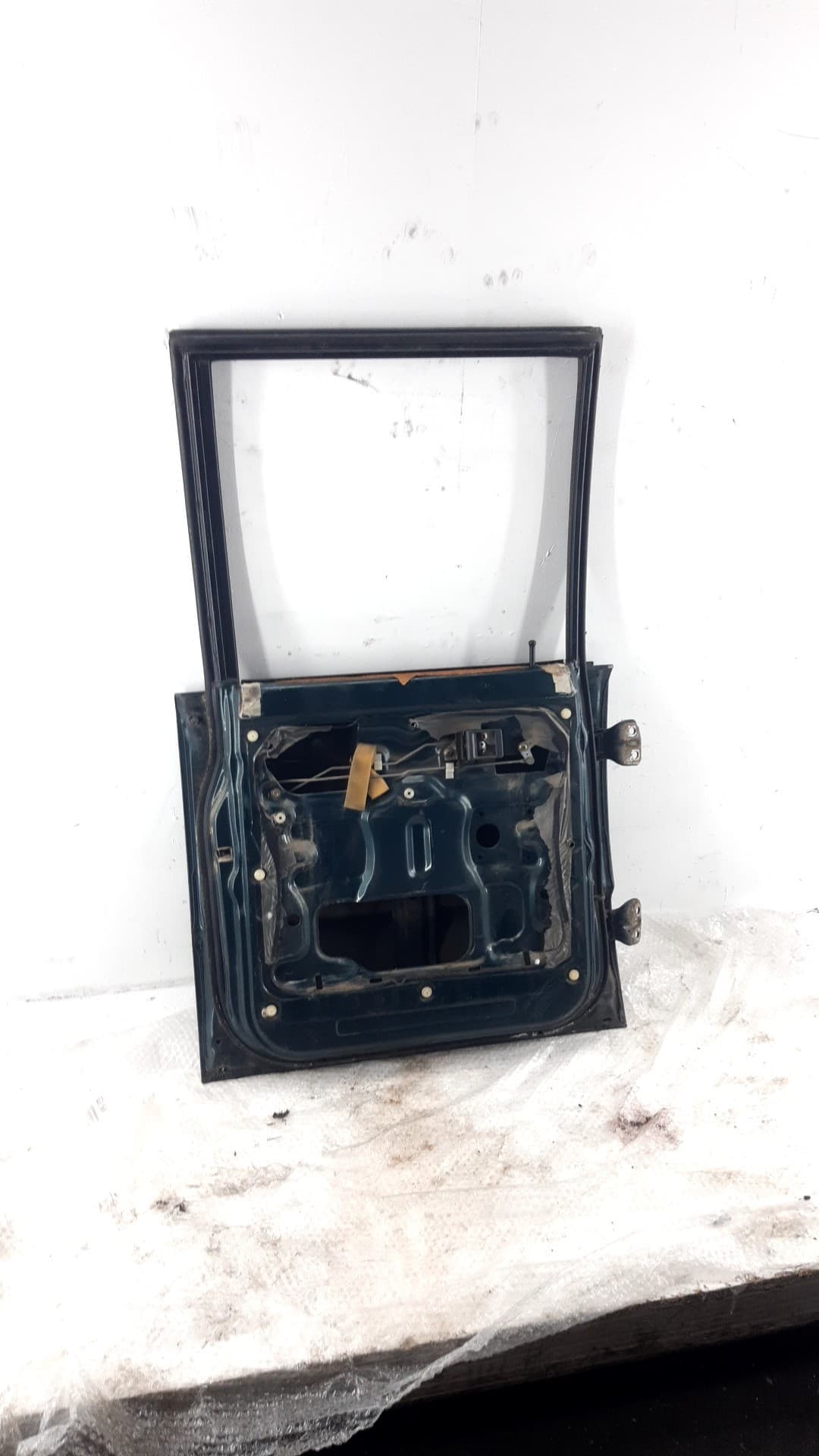 Puerta trasera izquierda MITSUBISHI L200 (K3_T, K2_T, K1_T, K0_T) 2