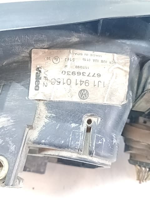 Faro izquierdo VOLKSWAGEN GOLF IV BERLINA (1J1) 5