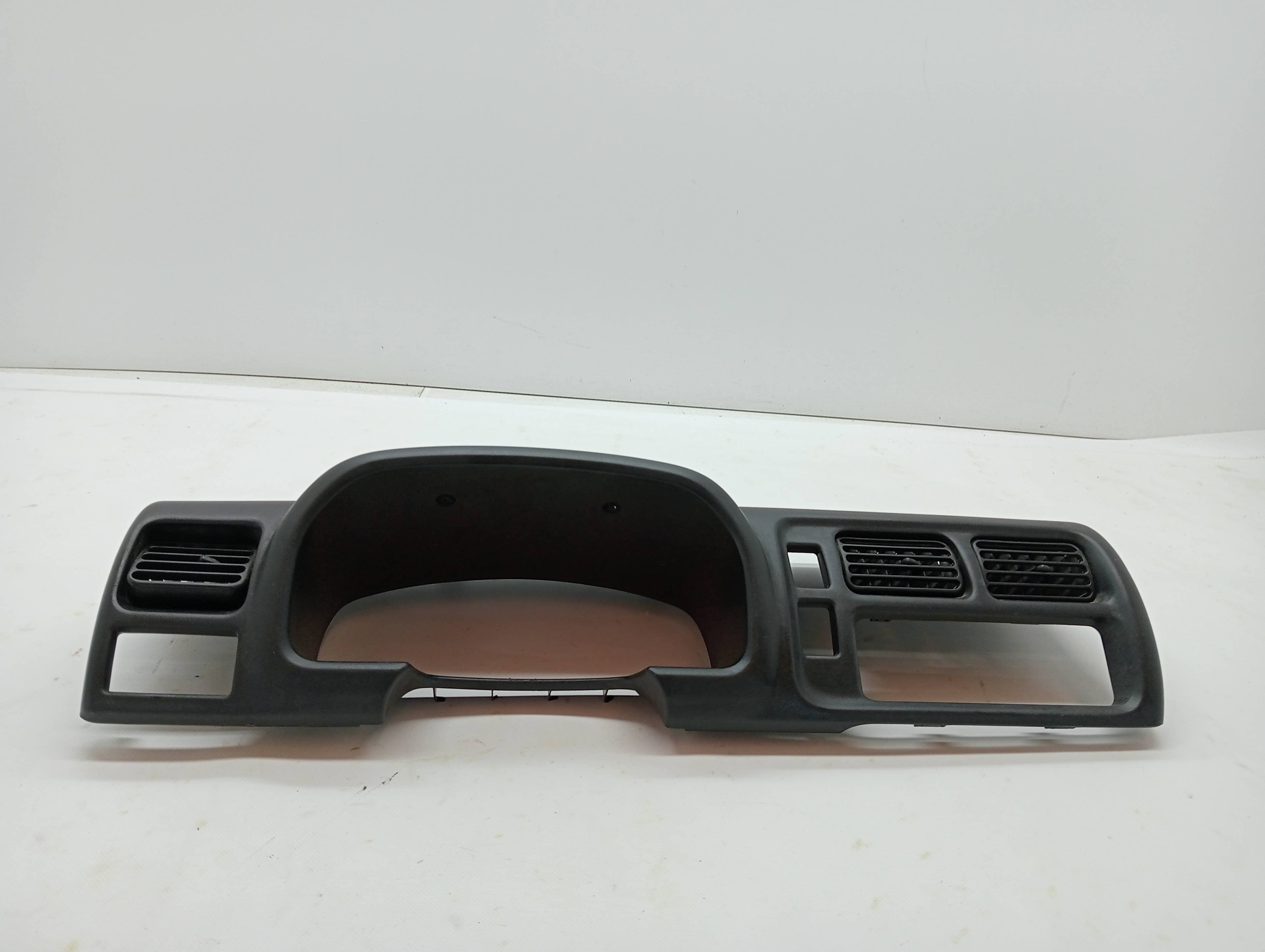 Consola central SUZUKI JIMNY SN (FJ)