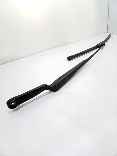 Brazo limpia delantero izquierdo AUDI A3 (8L)