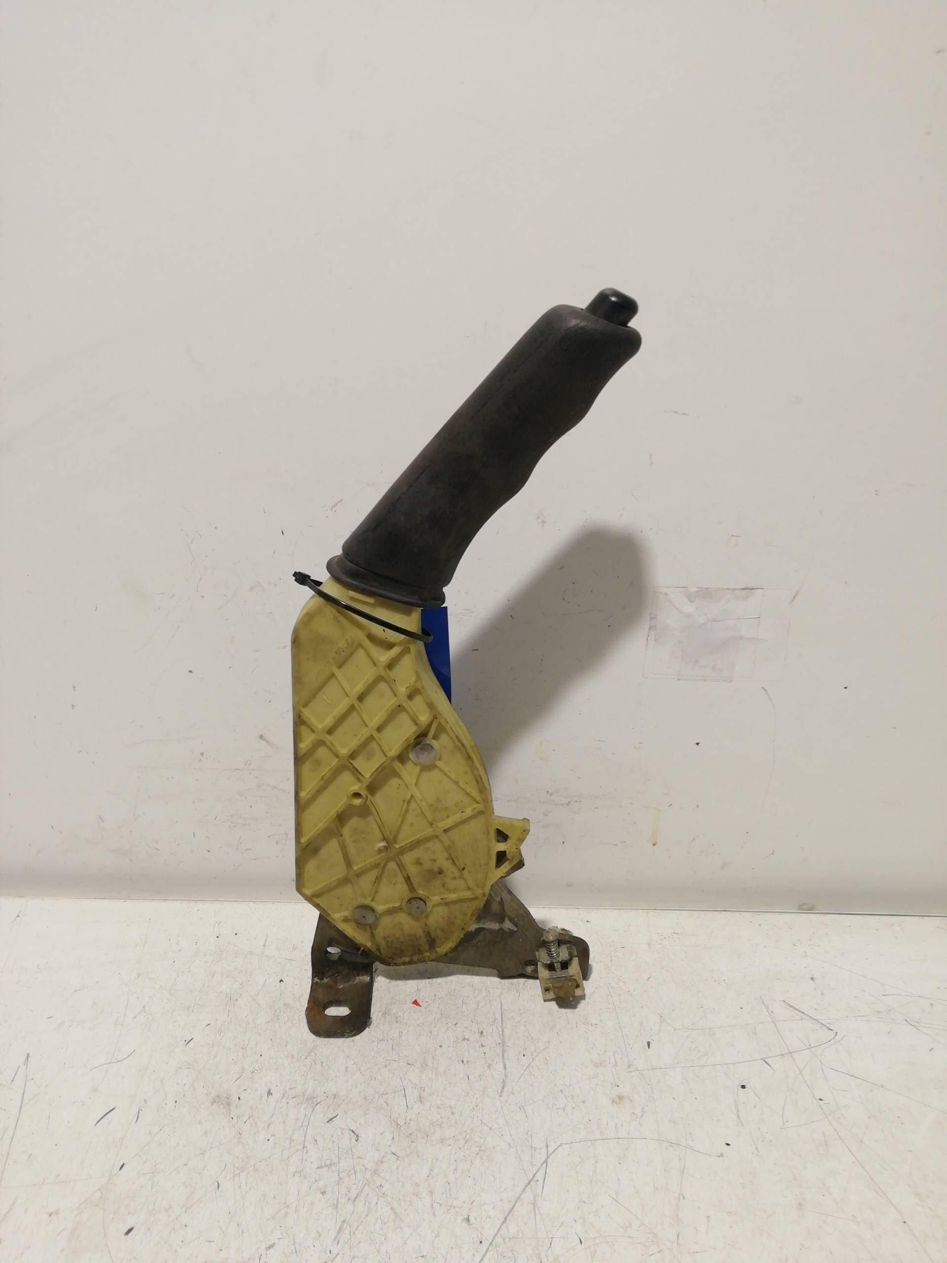 Palanca freno de mano FORD FOCUS BERLINA (CAK) 5