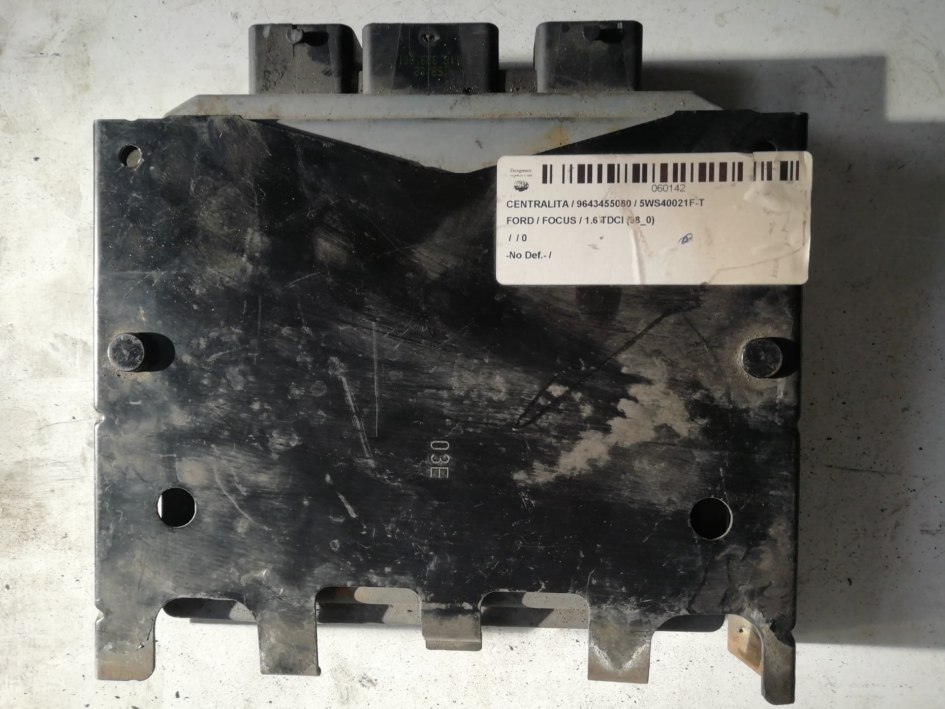 Centralita motor uce FORD FOCUS BERLINA (CAK) 3