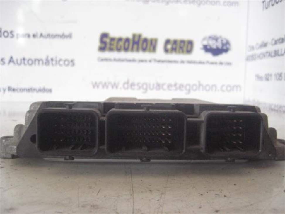 Centralita motor uce FORD FOCUS BERLINA (CAK) 2