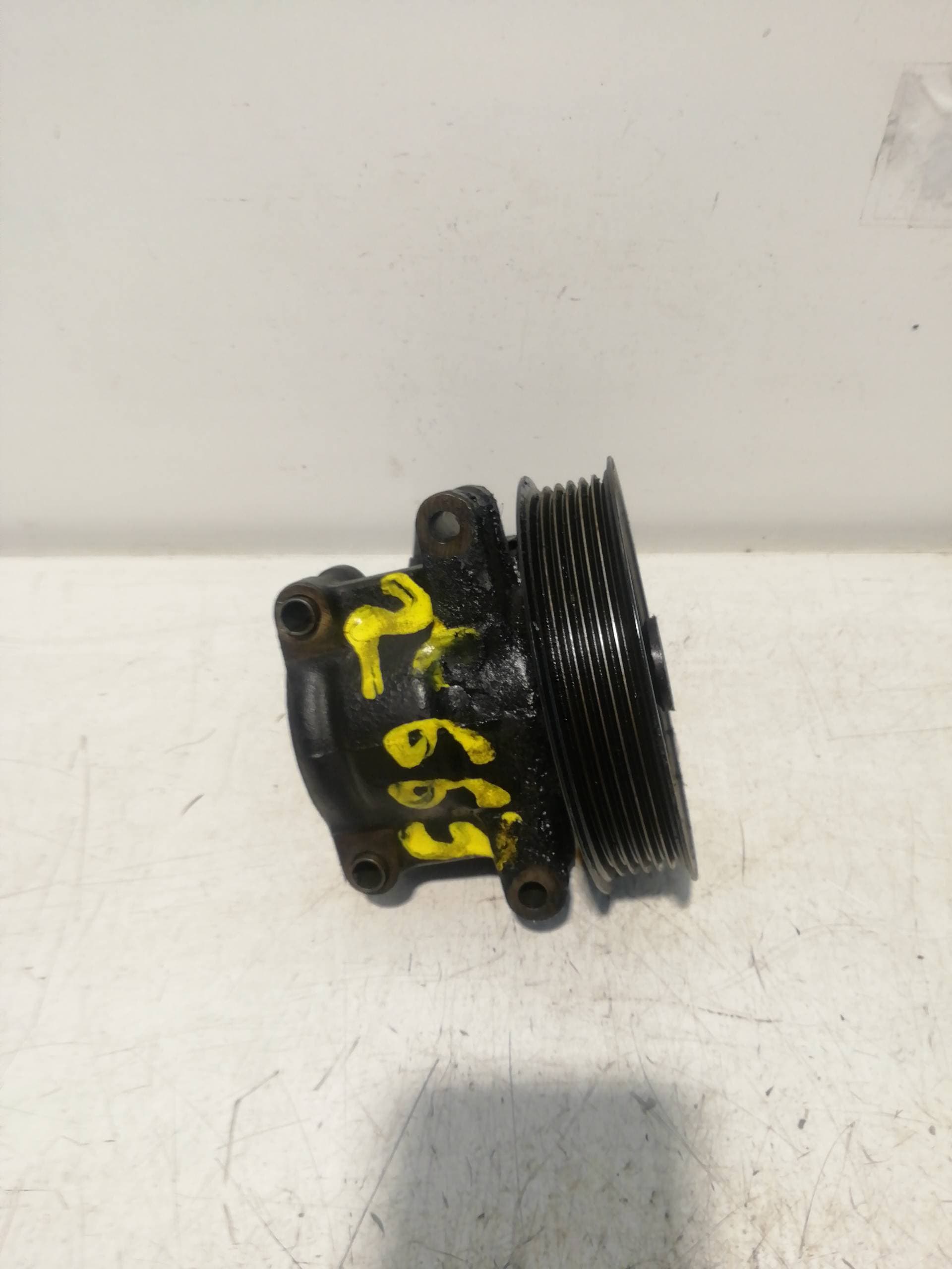Bomba direccion FORD FOCUS BERLINA (CAK) 2