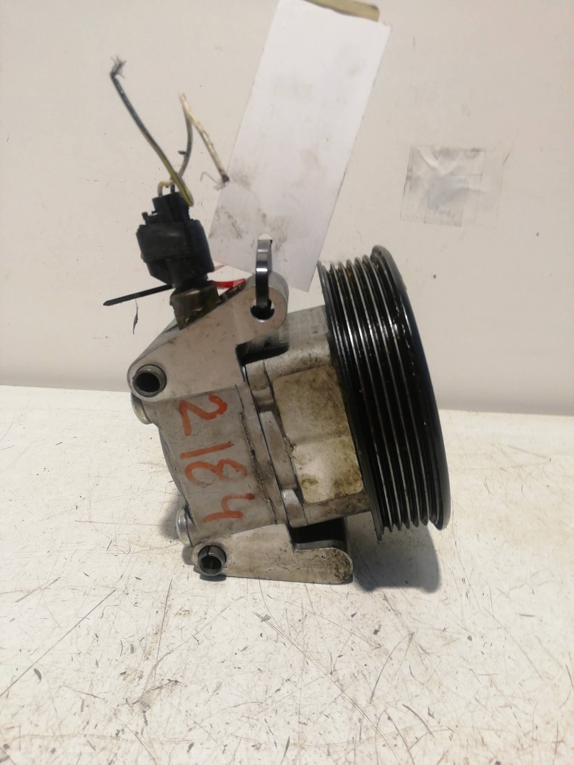 Bomba direccion FORD FOCUS BERLINA (CAK) 3
