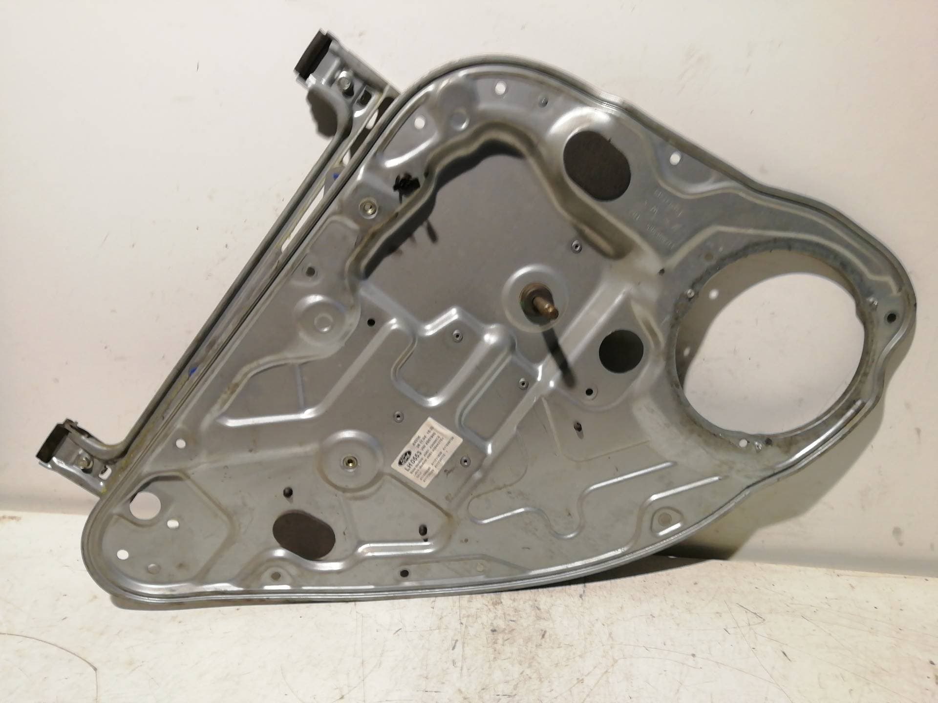 Elevalunas trasero izquierdo FORD FOCUS BERLINA (CAK)